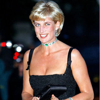 ダイアナ妃、最後の夏のタイムライン｜ハーパーズ バザー（Harper's